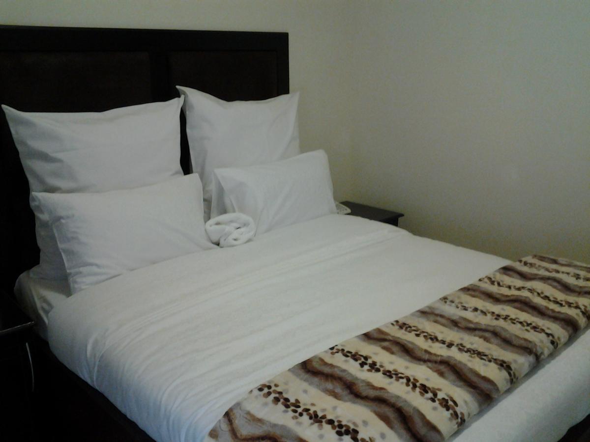 Channel View Lodge Kempton Park Exteriör bild