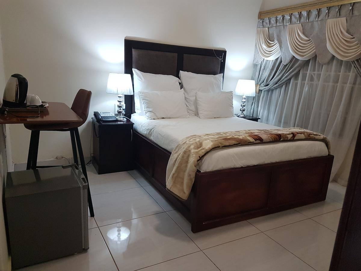 Channel View Lodge Kempton Park Exteriör bild